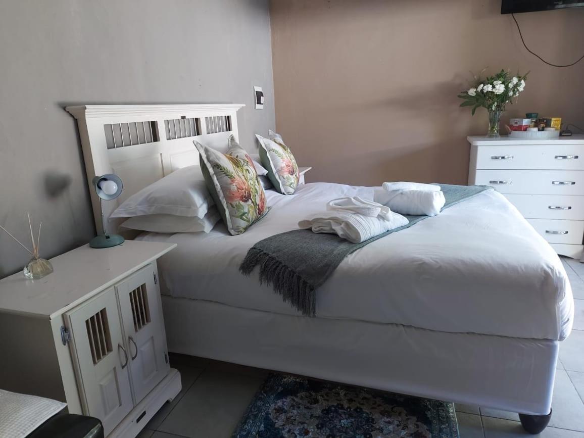 Appartement Recoupe à East London Extérieur photo