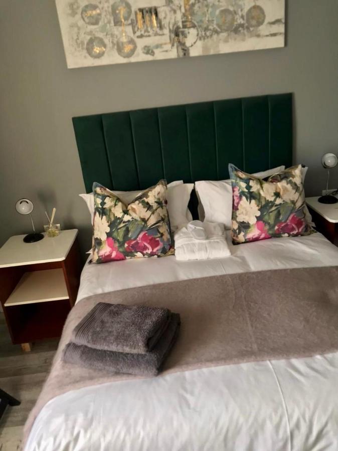 Appartement Recoupe à East London Extérieur photo